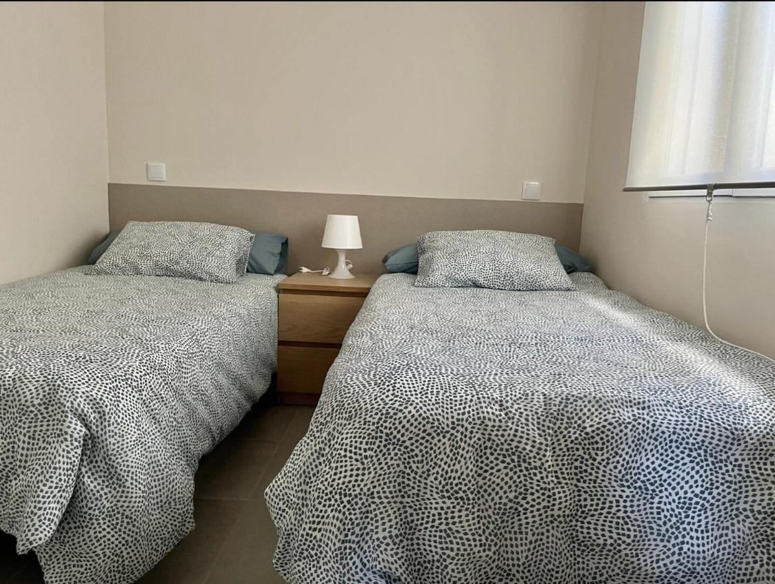 Apartamentos El Piquillo En Cadalso De Los Vidrios Екстер'єр фото